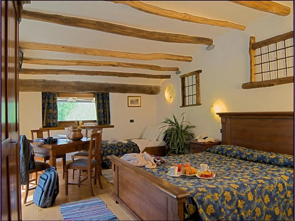 Hotel La Brace à Forcola 3*,